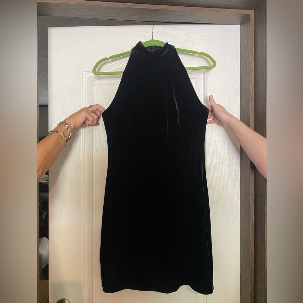 Bailey 44 Classic Black Velvet cocktail Dress